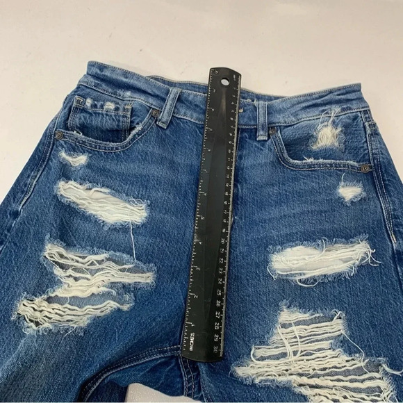 American Eagle Mom Jeans Woman 2 High Rise Straight Taper Ripped Distress - Picture 16 of 16